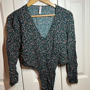 Xhilaration. Small. Green Flowery Blouse